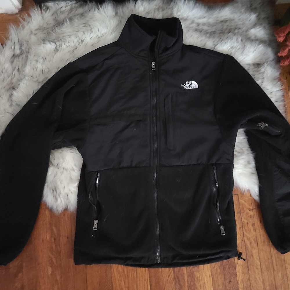 Small Men's NorthFace jacket